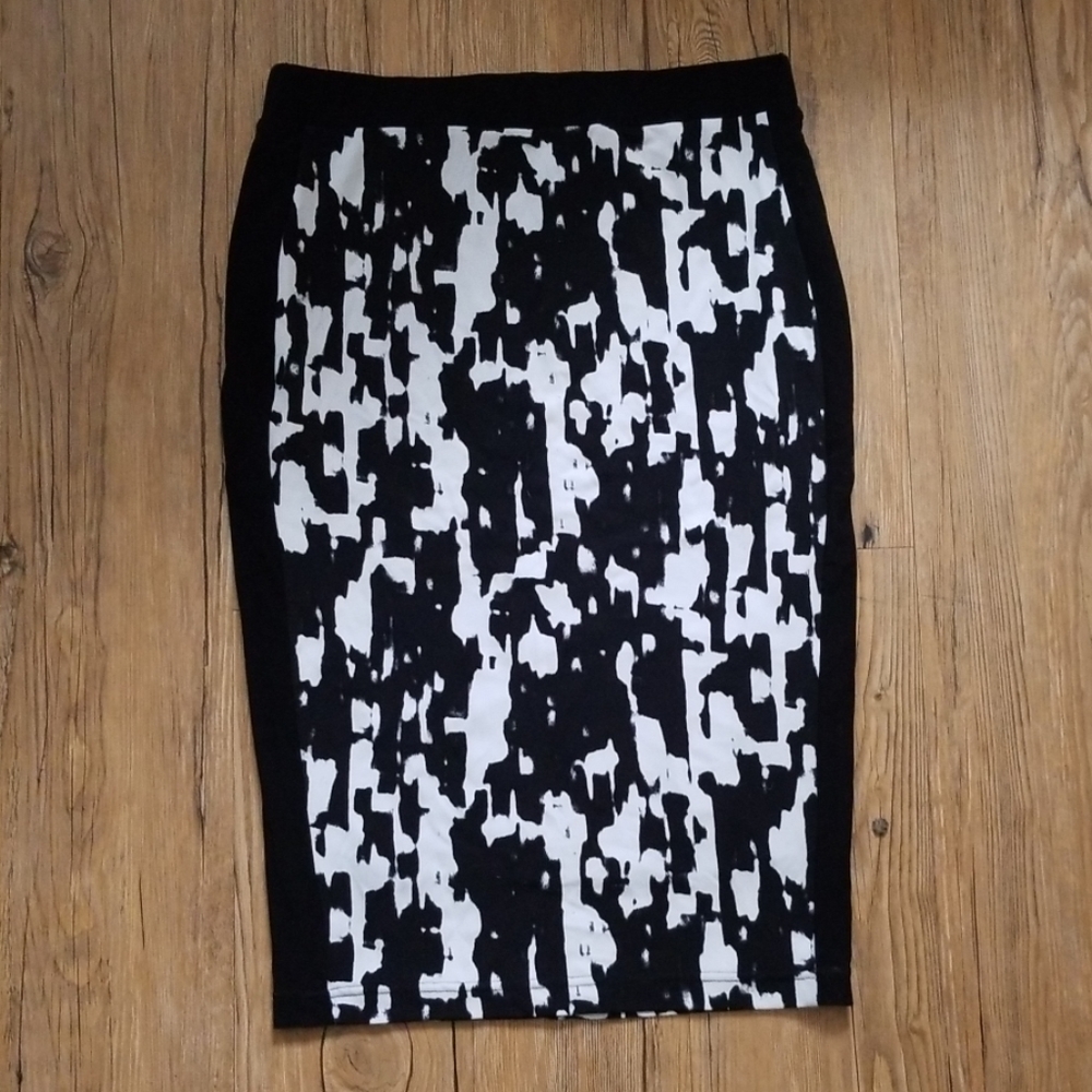 Vince Camuto Pencil Skirt